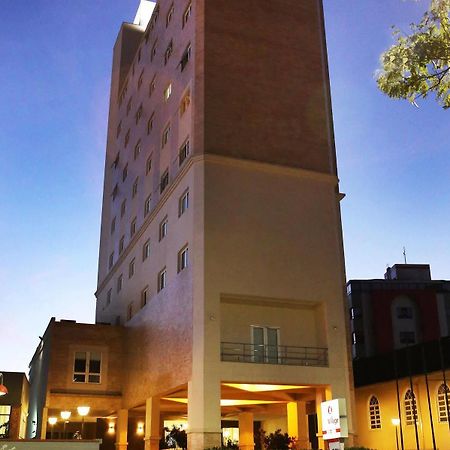 Le Village Flats E Hotel จอยวิลล์ ภายนอก รูปภาพ