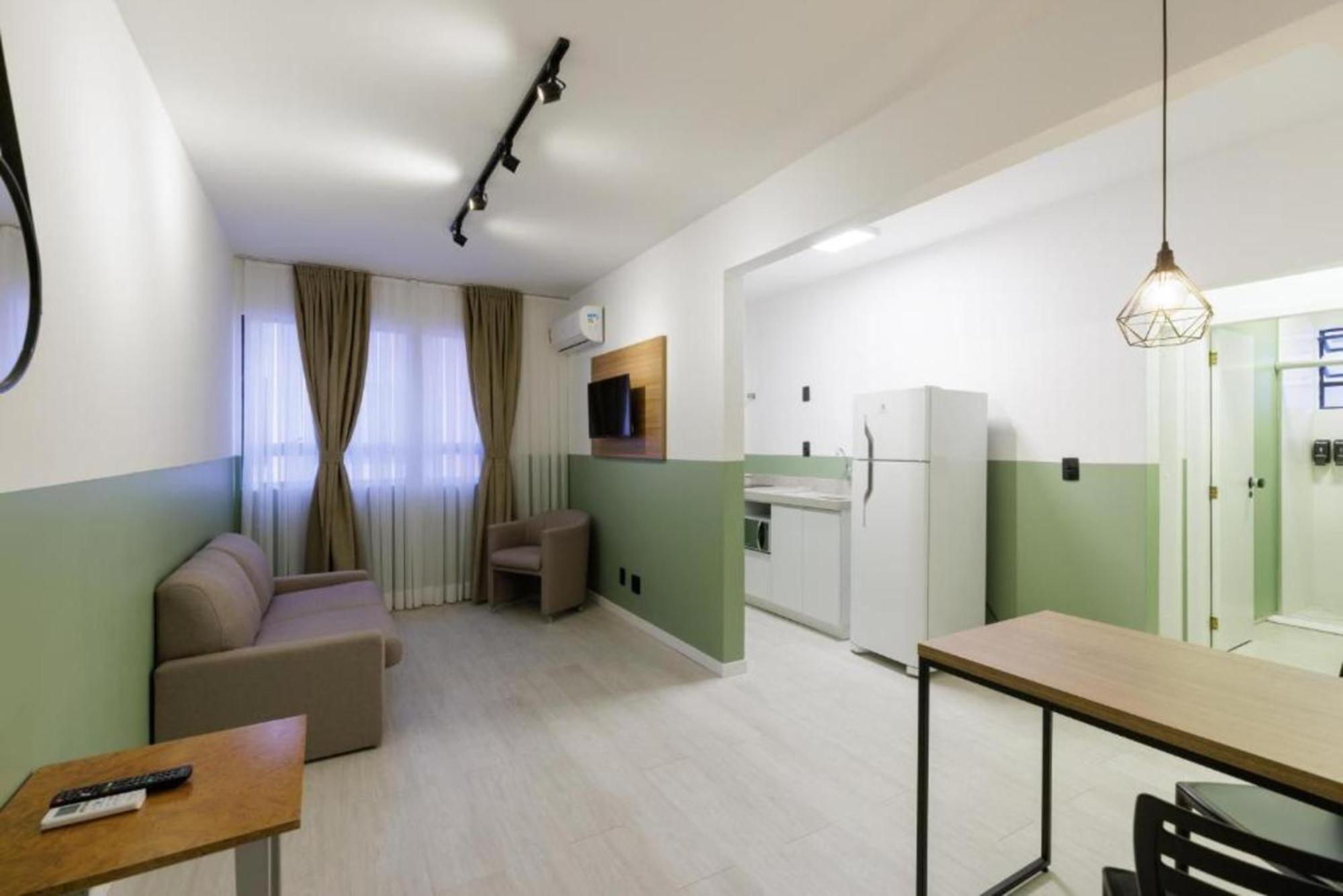 Le Village Flats E Hotel จอยวิลล์ ภายนอก รูปภาพ